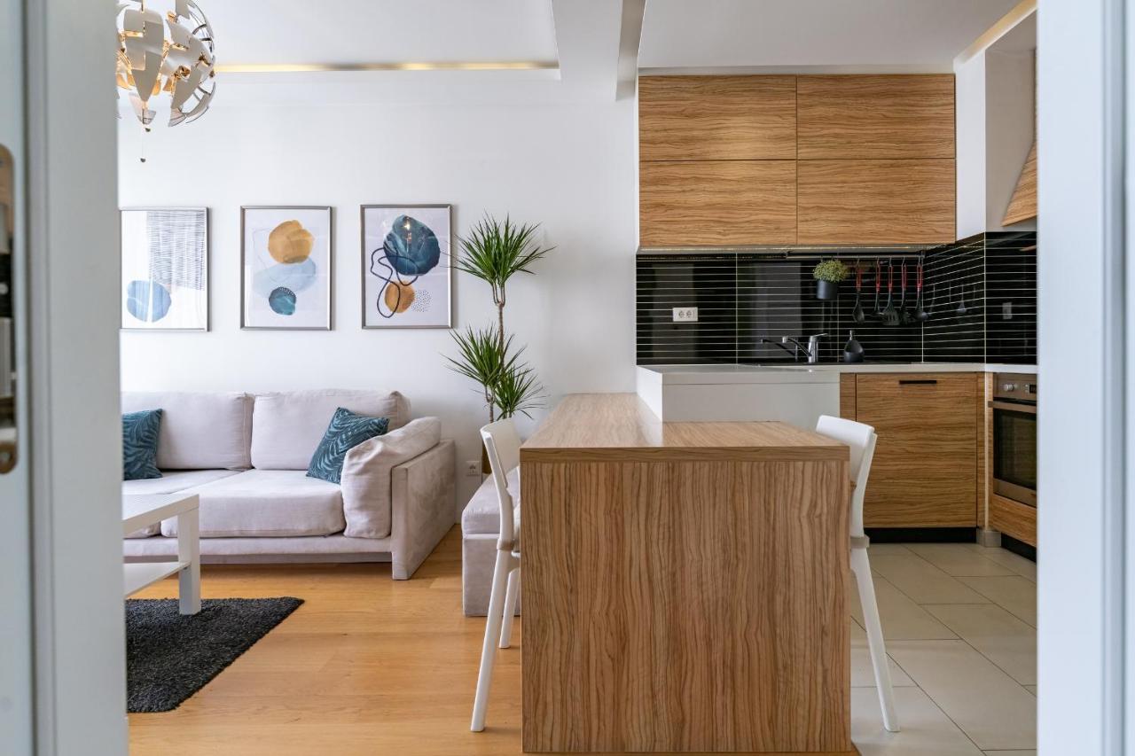 City Lux Apartment 1- With Garage And Balcony Zadar Bagian luar foto